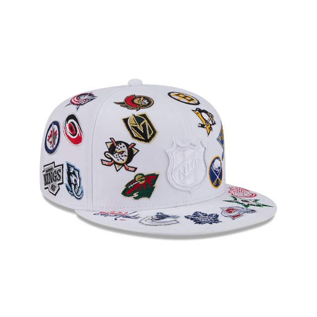 NHL All Over Logo 59FIFTY Cerrada Blanca