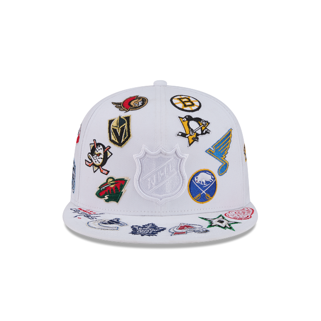 NHL All Over Logo 59FIFTY Cerrada Blanca